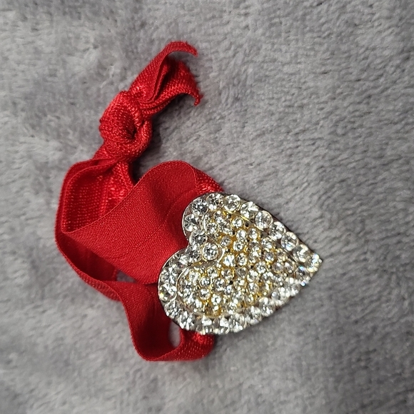 Accessories - Crystal Heart Hair Tie ~ New Ribbon ❤️